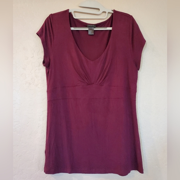 Ann Taylor Tops - Ann Taylor Burgundy Short Sleeve Blouse Top Women's Size Large